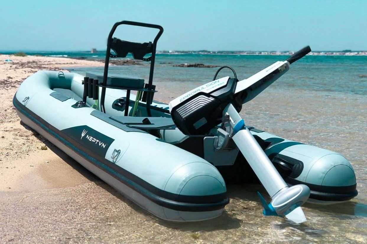 Outboard Motor Lower Unit