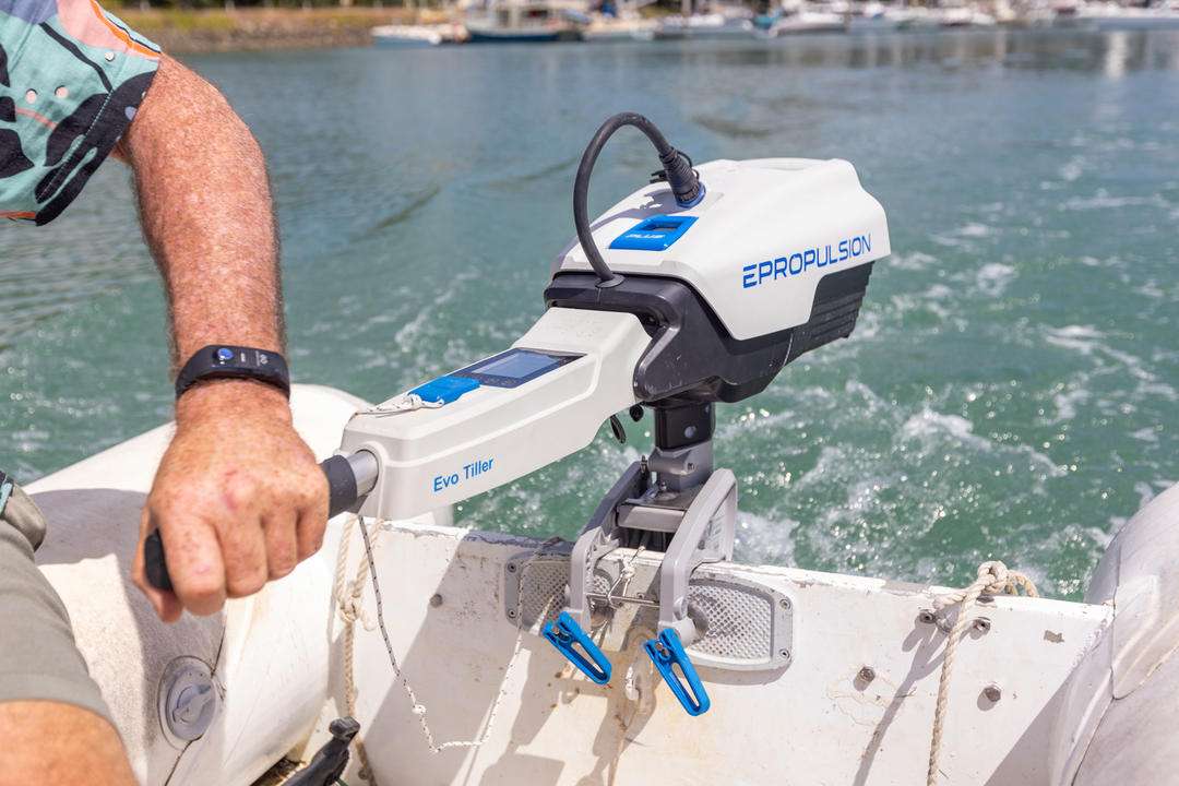 Outboard with Anode