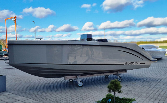 Silver Yacht - Silver 555