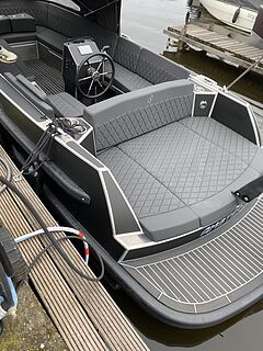 Van Vossen - E-Tender 650