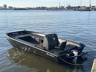 Black Workboats - BJ 500 PRO23