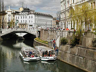 Sea Ark - Ljubljanica Tour Boat