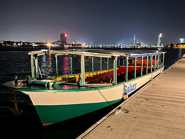 Unknown - 40 x Passenger Boat