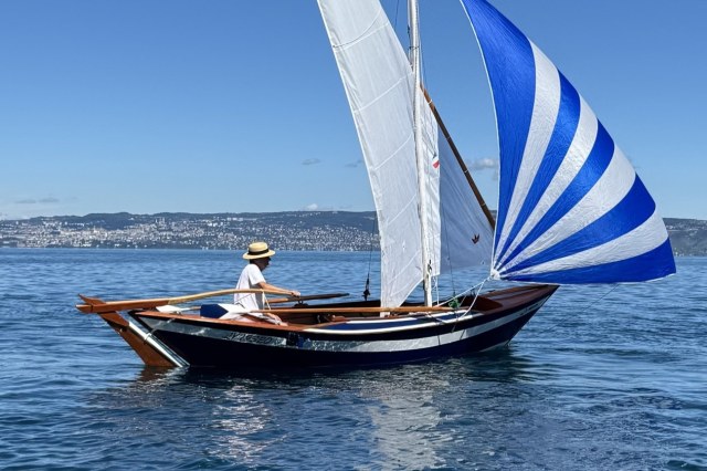 Handmade - Sailing Dinghy