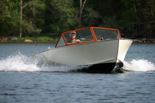 Glen-L Boat Designs - Runabout de 19 pieds