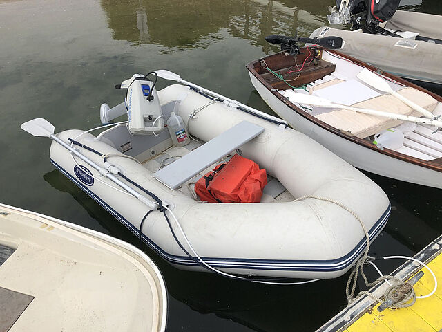 West Marine - RU-250 Roll-Up