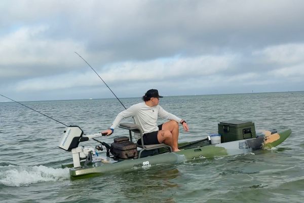 Kayak de pêche Kaku Kayak Guru 14