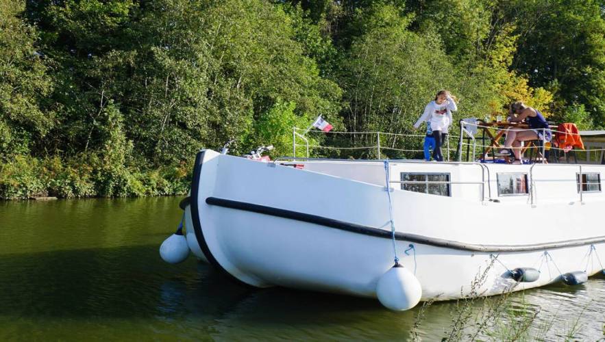 ePropulsion Partners with Boat Rental Company to Bring Sustainable Solutions to the Waterways of France