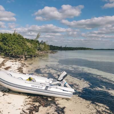 Dinghy Motor Buyer’s Guide: Best Outboards for Inflatable, Rubber & Sailing Dinghies