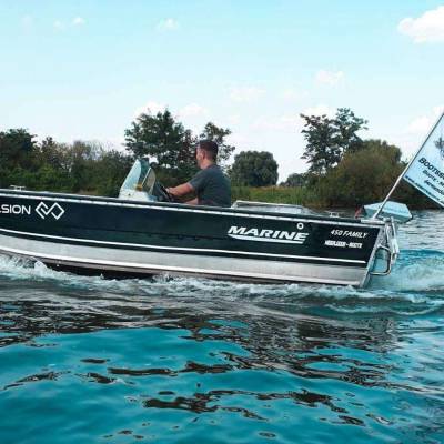 Boat Porpoising: Meaning, Causes & Easiest Fixes