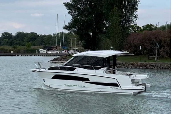 Nautic Yachts Nautic 880