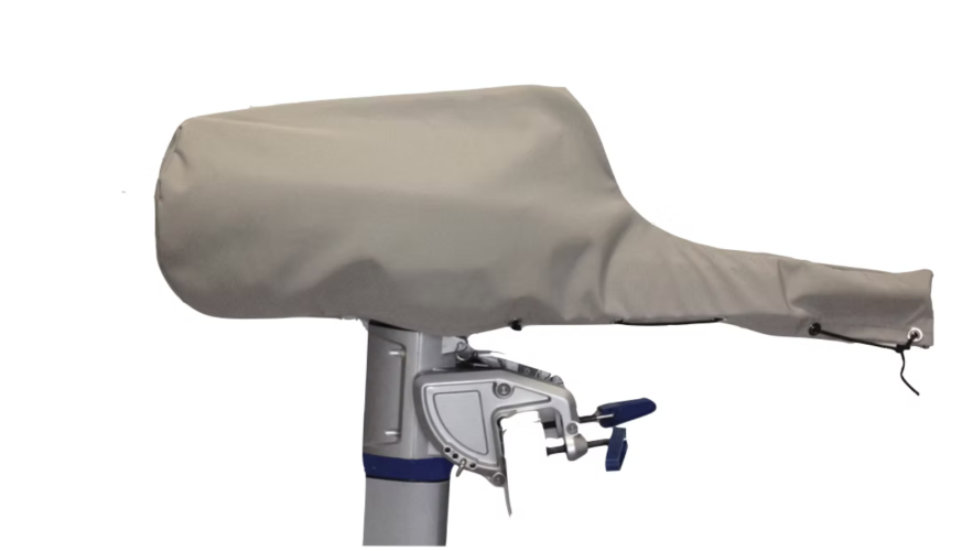 Housses pour moteurs de bateaux : types et avantages