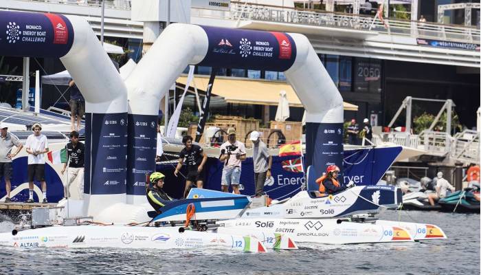 Student-led innovation powered by electric propulsion shines at the forefront of sustainable marine tech.