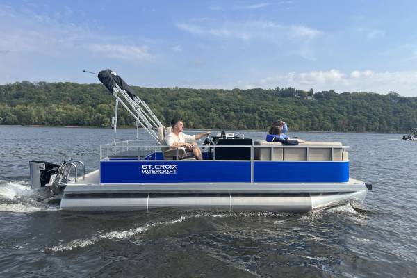 Northstar Pontoons 16'