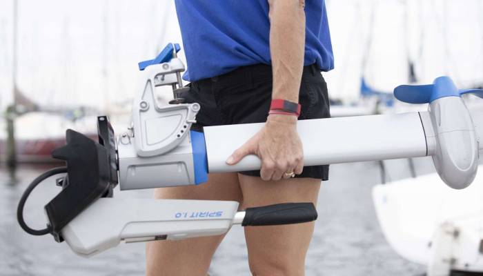 Maintenance on Outboard Motor: A Shortcut to Service Boat Motor