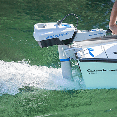 3 HP Outboard Motors: Best Solutions for the Price, Speed & Weight